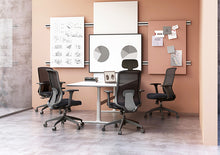 Cargar imagen en el visor de la galería, Silla Crew Negro