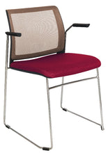 Cargar imagen en el visor de la galería, Silla ALPHA Respaldo En Malla y Asiento Tapizado Con Brazos