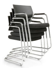 Cargar imagen en el visor de la galería, Silla COOL RE-790P-C Estructura de Trineo en Cromo Tapizada en Piel.