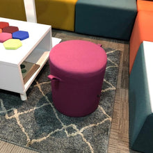 Cargar imagen en el visor de la galería, Taburete LOUNGE  auxiliar cilíndrico