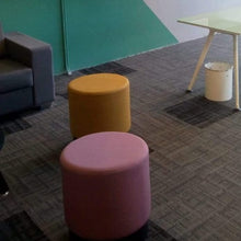 Cargar imagen en el visor de la galería, Taburete LOUNGE  auxiliar cilíndrico