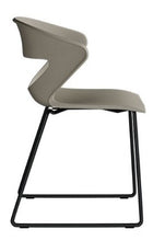 Cargar imagen en el visor de la galería, Silla KICCA TRINEO
