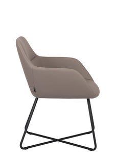 Silla CITY base en trineo negro
