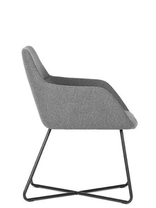 Silla CITY base en trineo negro