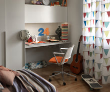 Cargar imagen en el visor de la galería, Silla REVOLUTION  Respaldo polipropíleno Asiento tela o viníl
