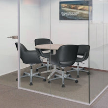 Cargar imagen en el visor de la galería, Silla WICKER con rodaja.
