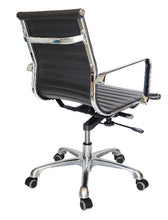 Cargar imagen en el visor de la galería, Silla GOETZ  Respaldo Bajo Estructura Cromada
